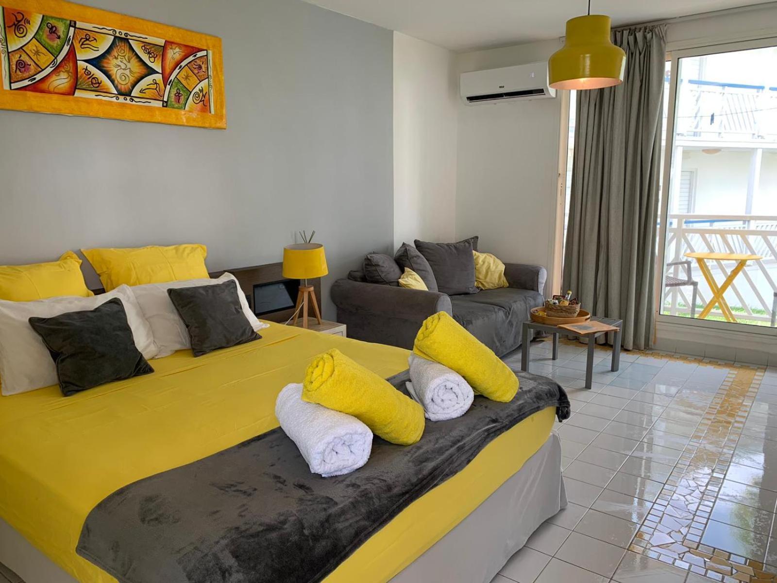 Studio Manganao Saint Francois Piscine & Plage Екстериор снимка